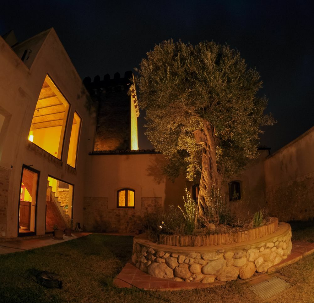 Torre Del Prior Casa de Campo Tortosa